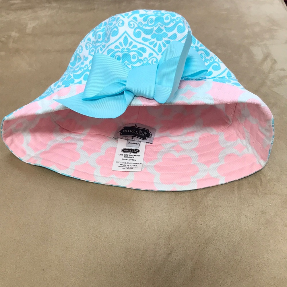 Hat - Picture 2 of 3